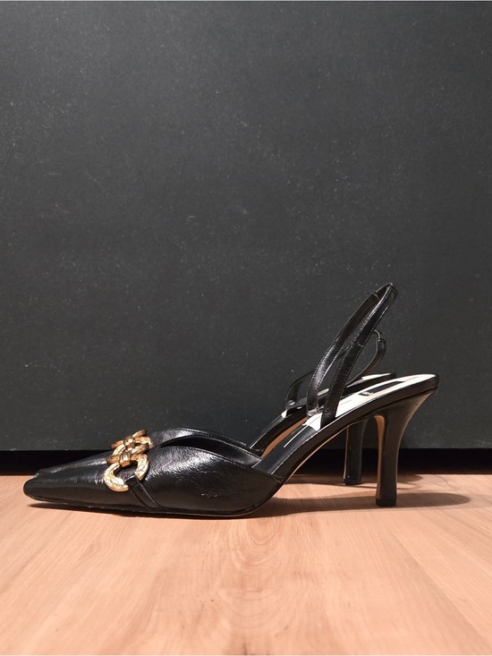 Dolce Vita Shoes - dolce vita | haylee slingback pump | pointed toe | low heel | gold | US 12